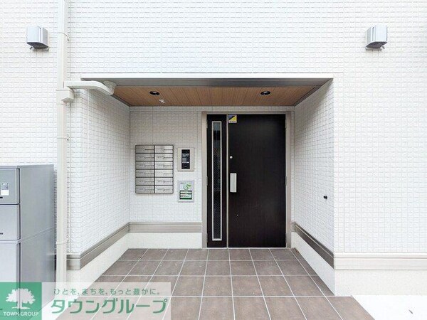 エントランス(お問合せはタウンハウジングまで！※現地待合わせ相談可能)