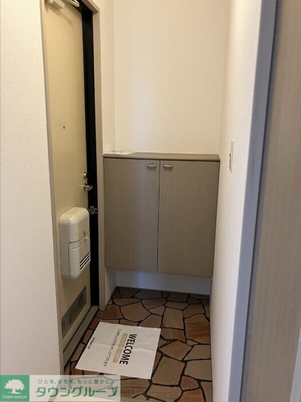 玄関(お問合せはタウンハウジングまで！※現地待合わせ相談可能)