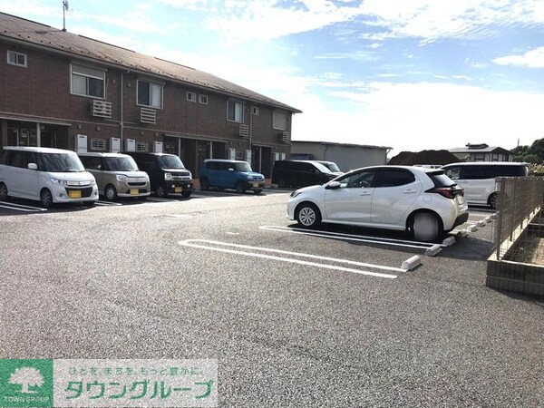 駐車場(お問合せはタウンハウジングまで！※現地待合わせ相談可能)