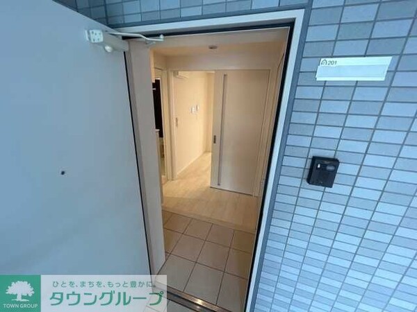 玄関(お問合せはタウンハウジングまで！※現地待合わせ相談可能)