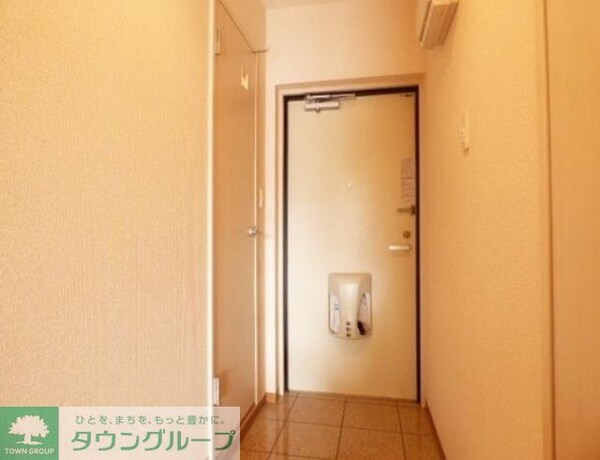 玄関(お問合せはタウンハウジングまで！※現地待合わせ相談可能)