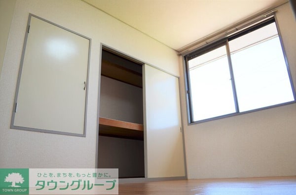 寝室(お問合せはタウンハウジングまで！※現地待合わせ相談可能)