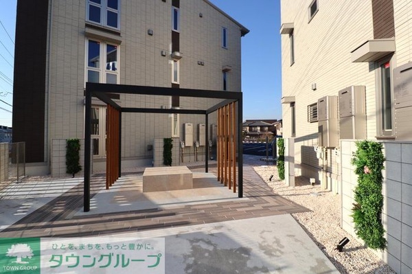 エントランス(お問合せは【タウンハウジング】まで！※現地待合わせ相談可！)