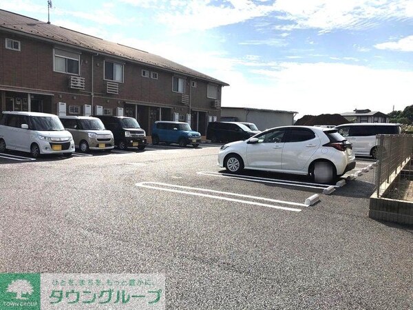 駐車場(お問合せはタウンハウジングまで！※現地待合わせ相談可能)