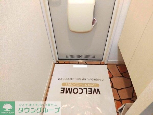 玄関(お問合せはタウンハウジングまで！※現地待合わせ相談可能)