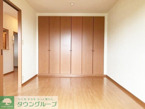 寝室(お問合せはタウンハウジングまで！※現地待合わせ相談可能)
