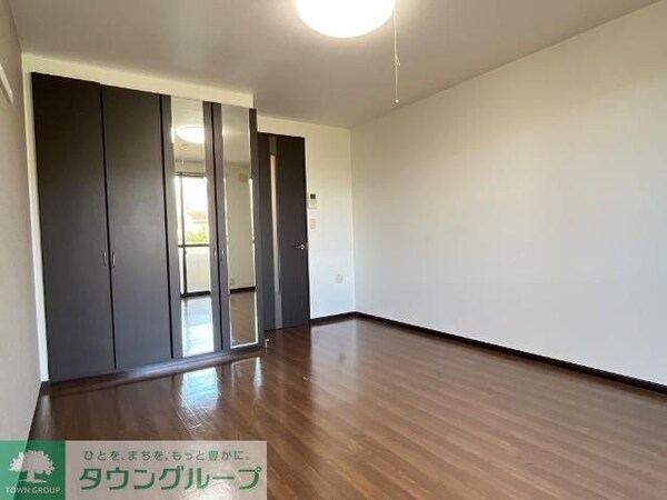 寝室(お問合せはタウンハウジングまで！※現地待合わせ相談可能)
