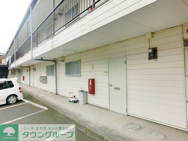 エントランス(お問合せはタウンハウジングまで！※現地待合わせ相談可能)