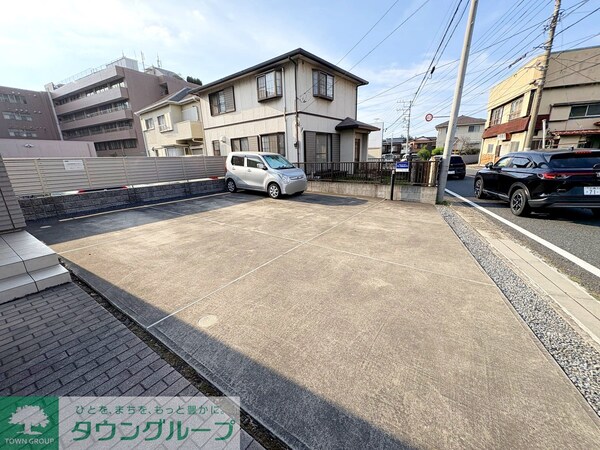 駐車場(お問合せはタウンハウジングまで！※現地待合わせ相談可能)
