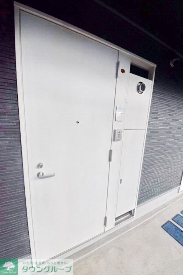 エントランス(お部屋探しは【タウンハウジング千葉店】にお任せ下さい♪)