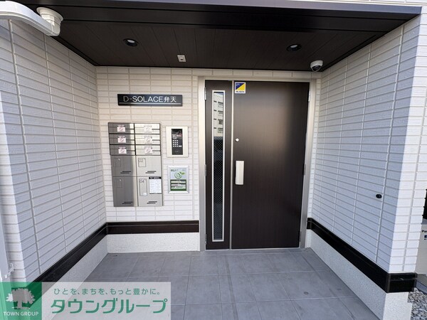 エントランス(お問合せはタウンハウジングまで！※現地待合わせ相談可能)