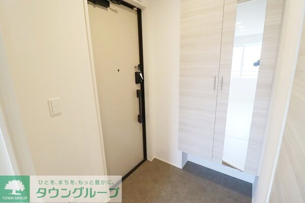 玄関(お問合せはタウンハウジングまで！※現地待合わせ相談可能)