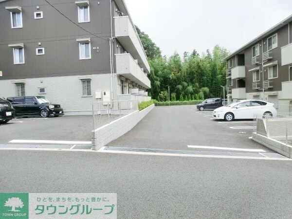 駐車場(現地待ち合わせ歓迎♪お問合せはタウンハウジング蘇我店まで！)