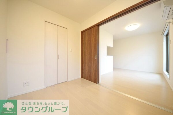 寝室(お問合せは【タウンハウジング】まで！※現地待合わせ相談可！)