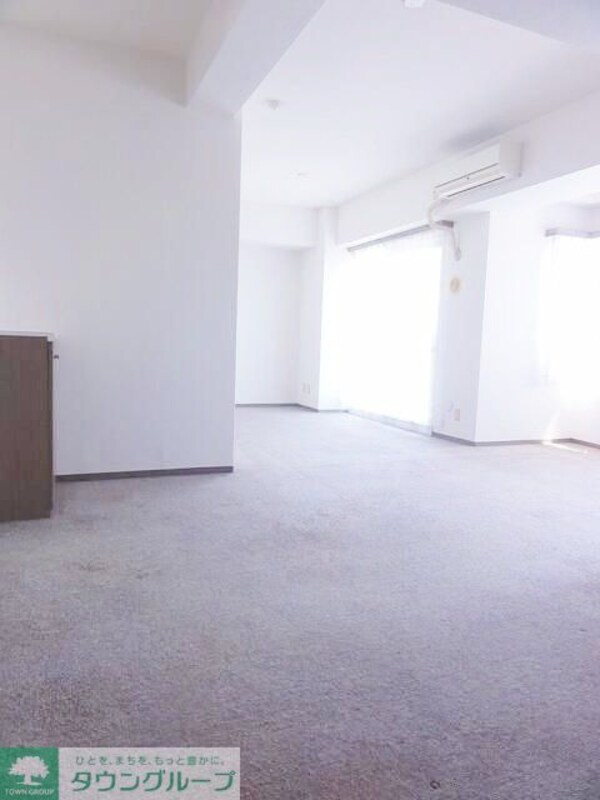 リビング・居室(現地待ち合わせ歓迎♪お問合せはタウンハウジングまで！)