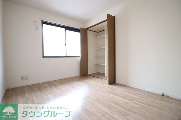寝室(お問合せはタウンハウジングまで！※現地待合わせ相談可能)