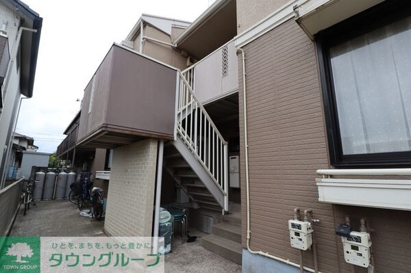 エントランス(お問合せはタウンハウジングまで！※現地待合わせ相談可能)