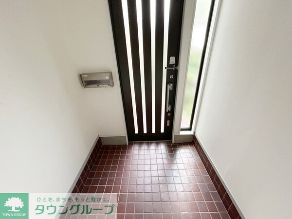 玄関(お気軽にお問合せ下さい♪043-290-8070)