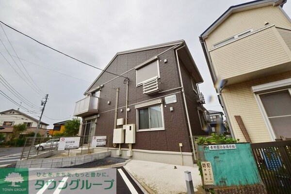 エントランス(お問合せはタウンハウジングまで！※現地待合わせ相談可能)