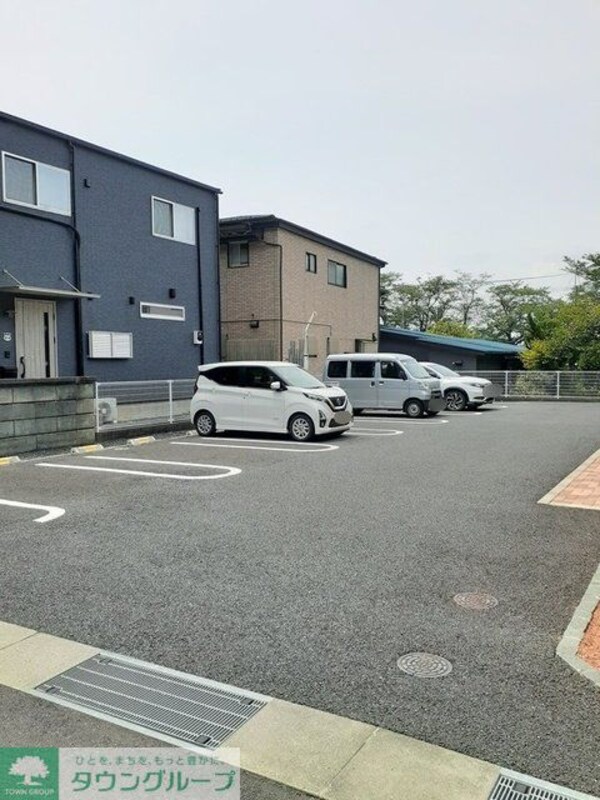 駐車場(お問合せはタウンハウジングまで！※現地待合わせ相談可能)