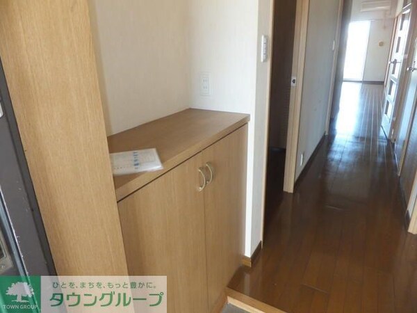 玄関(お問合せはタウンハウジングまで！※現地待合わせ相談可能)