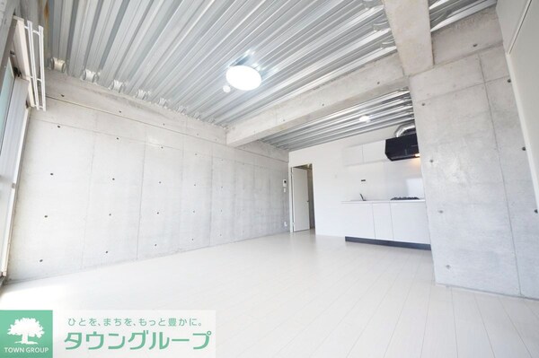 リビング・居室(現地待ち合わせ歓迎♪お問合せはタウンハウジング千葉店まで！)