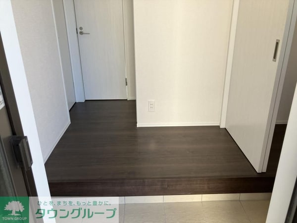 玄関(お問合せはタウンハウジングまで！※現地待合わせ相談可能)