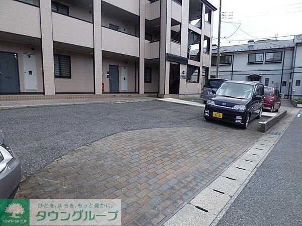 駐車場(お問合せはタウンハウジングまで！※現地待合わせ相談可能)