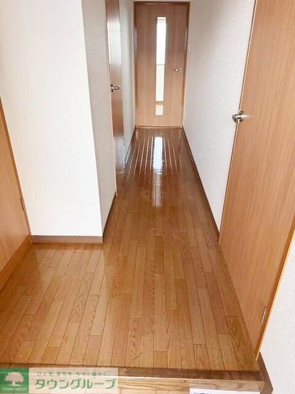 玄関(お問合せはタウンハウジングまで！※現地待合わせ相談可能)
