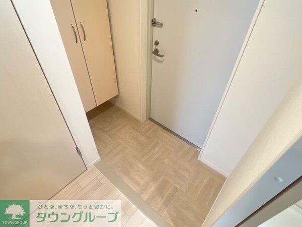 玄関(お問合せはタウンハウジングまで！※現地待合わせ相談可能)
