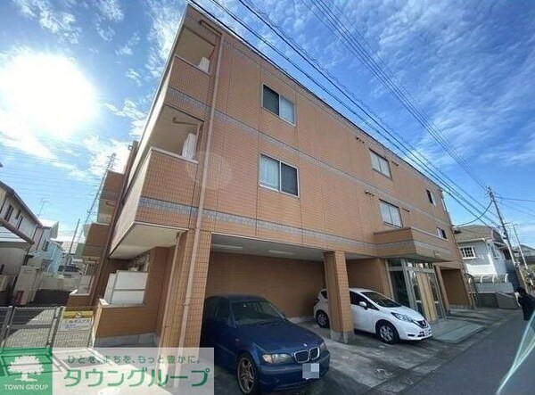エントランス(お問合せはタウンハウジングまで！※現地待合わせ相談可能)