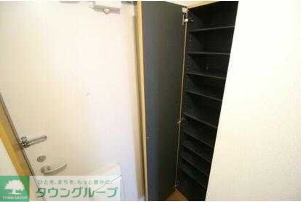 玄関(お問合せはタウンハウジングまで！※現地待合わせ相談可能)