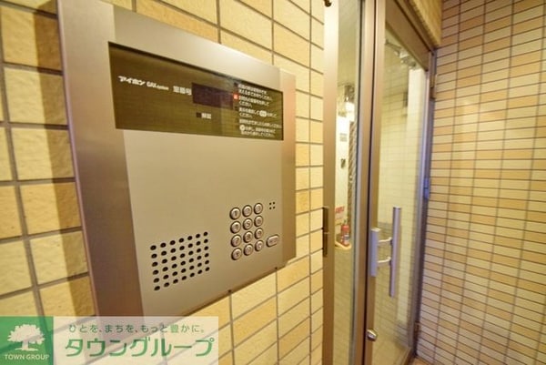 共有部分(安心のオートロック)