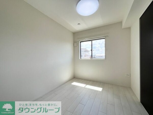 子供部屋(お問合せはタウンハウジングまで！※現地待合わせ相談可能)