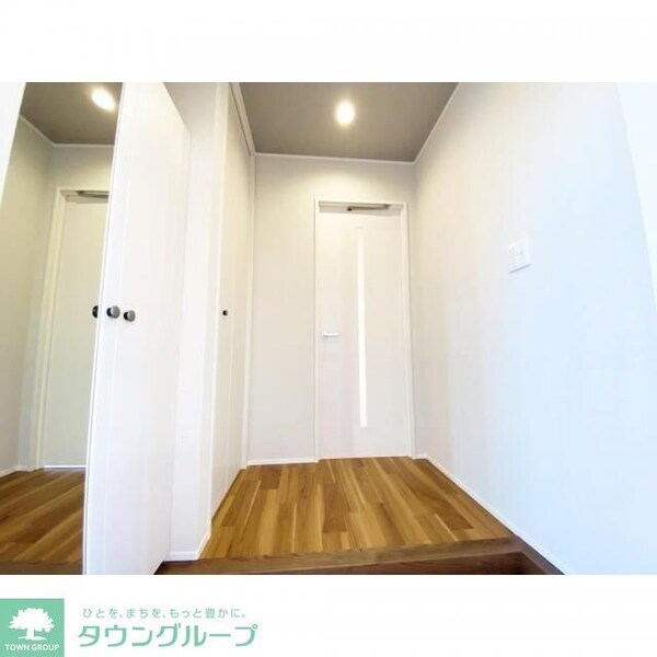 玄関(お問合せはタウンハウジングまで！※現地待合わせ相談可能)