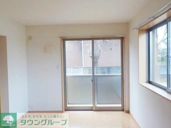 寝室(お問合せはタウンハウジングまで！※現地待合わせ相談可能)