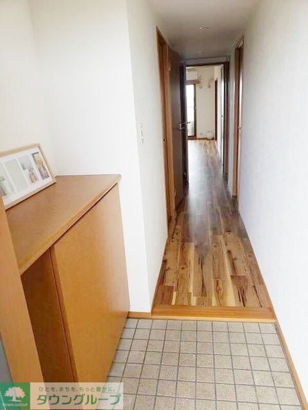 玄関(お問合せはタウンハウジングまで！※現地待合わせ相談可能)