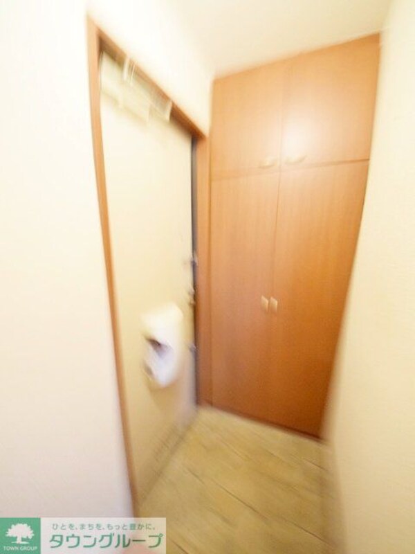 玄関(お問合せはタウンハウジングまで！※現地待合わせ相談可能)