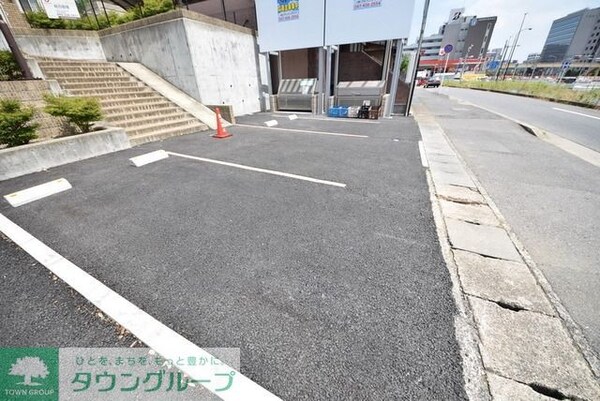 駐車場(お問合せはタウンハウジングまで！※現地待合わせ相談可能)