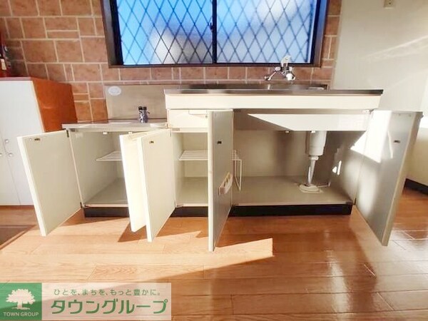 キッチン(お問合せはタウンハウジングまで！※現地待合わせ相談可能)