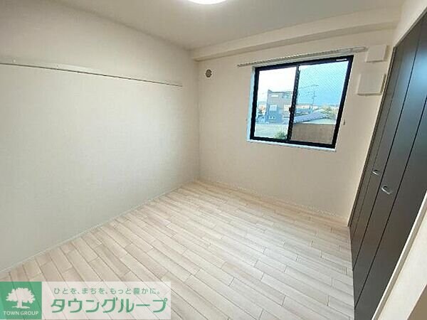 子供部屋(お問合せはタウンハウジングまで！※現地待合わせ相談可能)