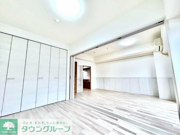 寝室(お問合せはタウンハウジングまで！※現地待合わせ相談可能)