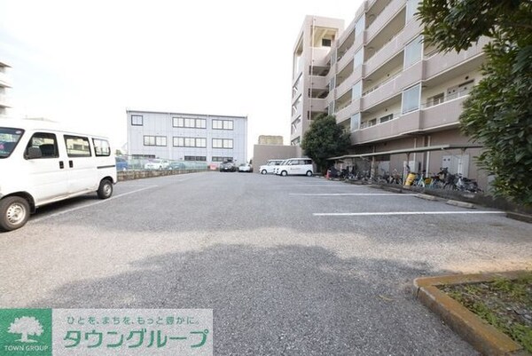 駐車場(お問合せはタウンハウジングまで！※現地待合わせ相談可能)