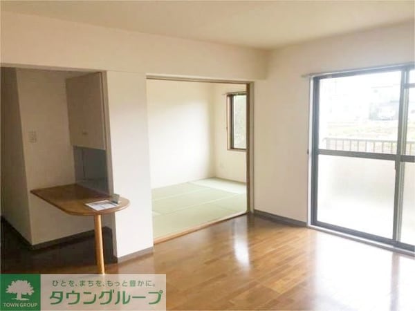 リビング・居室(お問合せはタウンハウジングまで！※現地待合わせ相談可能)