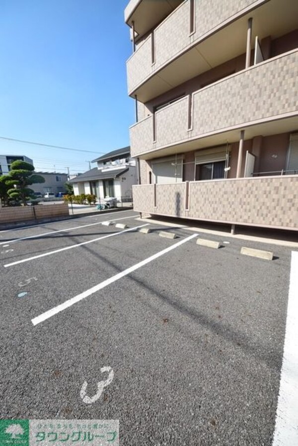 駐車場(お問合せはタウンハウジングまで！※現地待合わせ相談可能)
