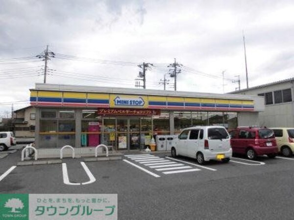 その他(物件より568ｍ　8分)