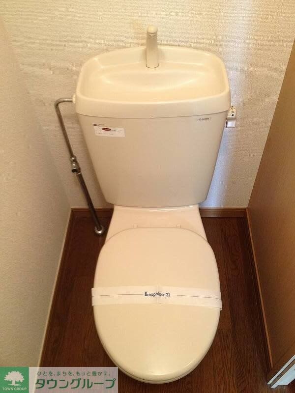 物件内観写真9　(女性に人気のバス・トイレ別！)