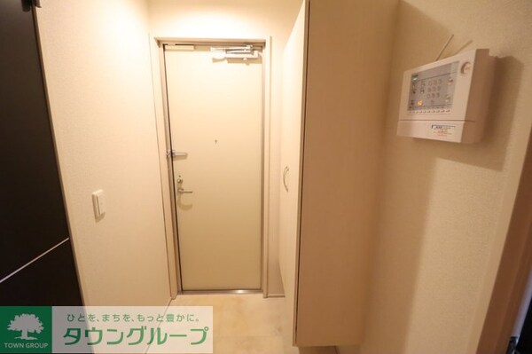玄関(お問合せはタウンハウジングまで！※現地待合わせ相談可能)