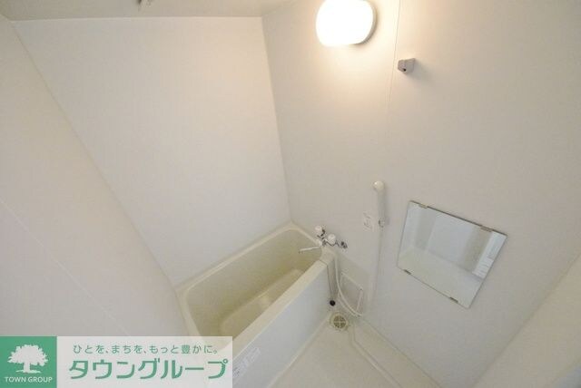 物件内観写真7　(きれいなバスルーム)