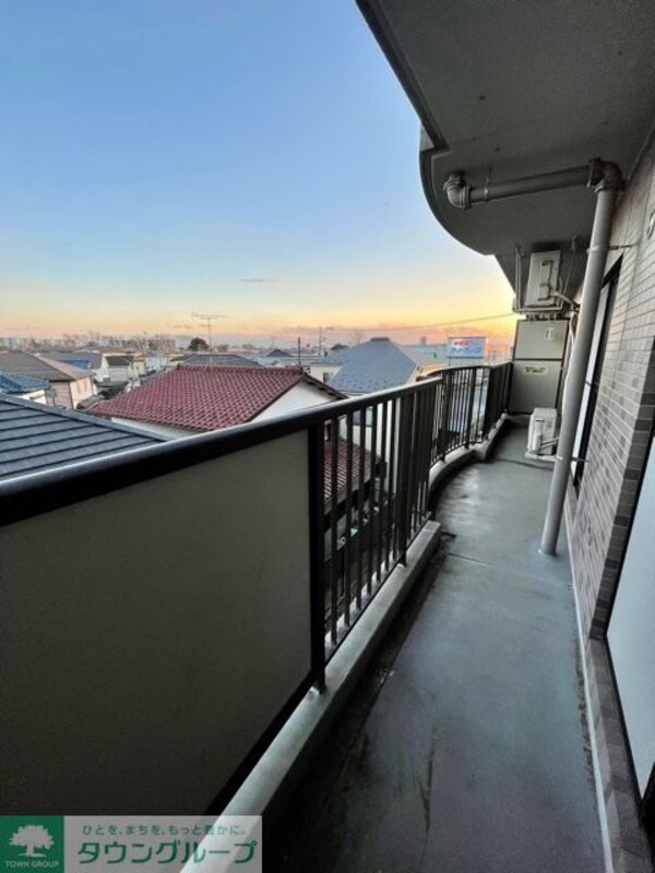 バルコニー(303号室参考写真となります。)